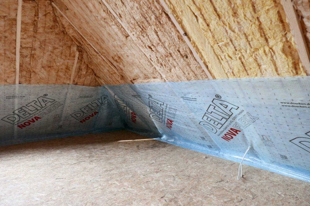 Folia do do wykonywania paroizolacji w szkieletowych konstrukcjach ścian
