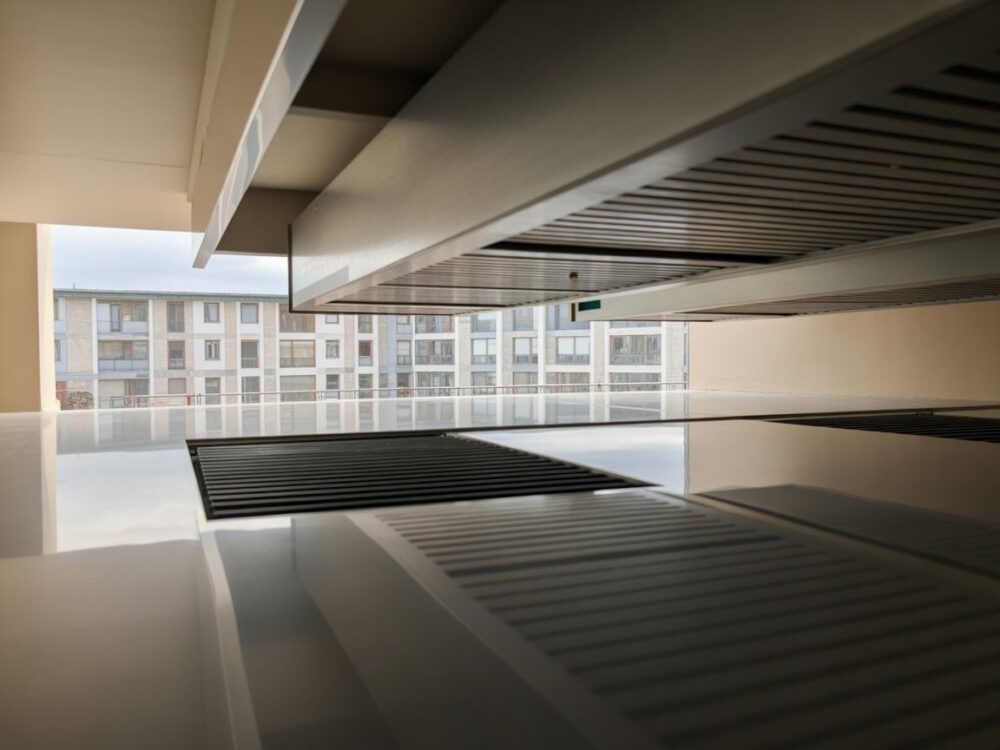 Przepływ powietrza w bloku